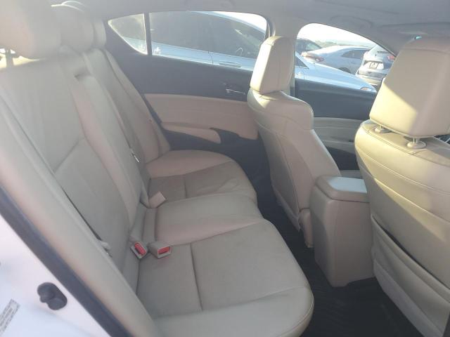 19VDE1F74DE018889 - 2013 ACURA ILX 20 TECH WHITE photo 10