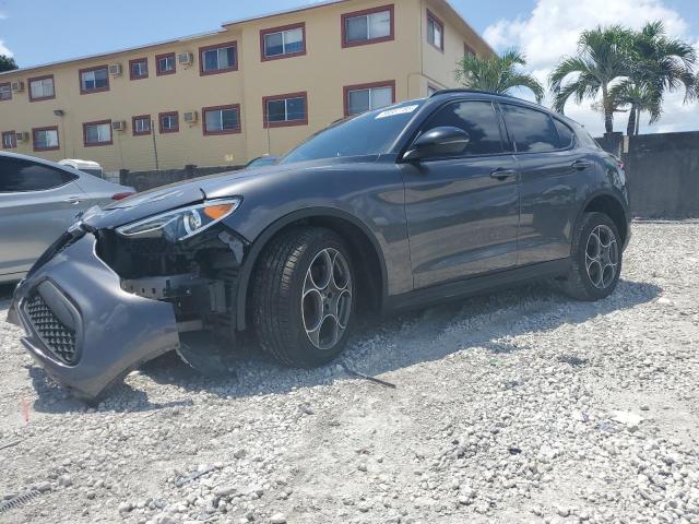 ZASPAJAN8M7D12681 - 2021 ALFA ROMEO STELVIO SPORT Grau Foto 1