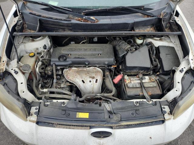 JTLZE4FE7B1125825 - 2011 TOYOTA SCION XB WHITE photo 11