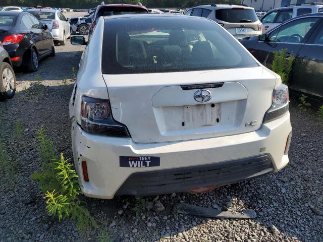 JTKJF5C77F3089087 - 2015 TOYOTA SCION TC 白色 照片 6