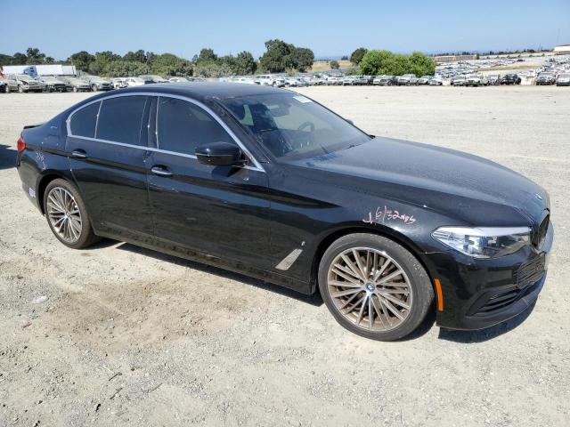 WBAJA9C50JB252122 - 2018 BMW 530E BLACK photo 4