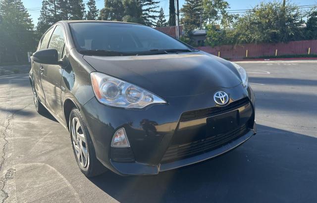 JTDKDTB34F1579678 - 2015 TOYOTA PRIUS C BLACK photo 2