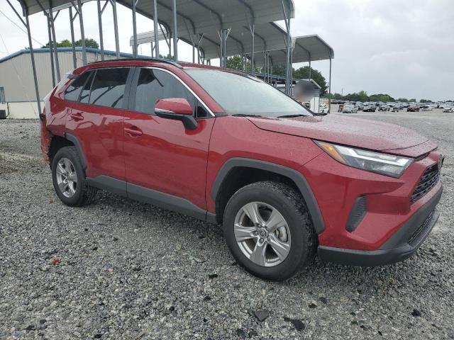 2T3W1RFV7PW282576 - 2023 TOYOTA RAV4 XLE RED photo 4