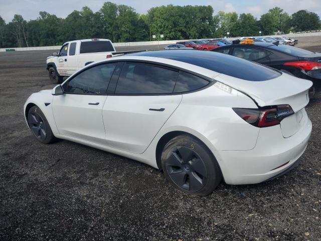 5YJ3E1EA6NF307509 - 2022 TESLA MODEL 3 WHITE photo 2
