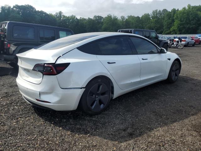 5YJ3E1EA6NF307509 - 2022 TESLA MODEL 3 WHITE photo 3