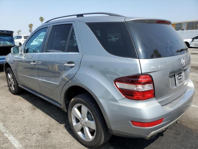 4JGBB8GB0BA627024 - 2011 MERCEDES-BENZ ML 350 4MATIC GRAY photo 2