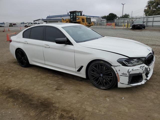 WBA13BK04MCG29348 - 2021 BMW M550XI WHITE photo 4