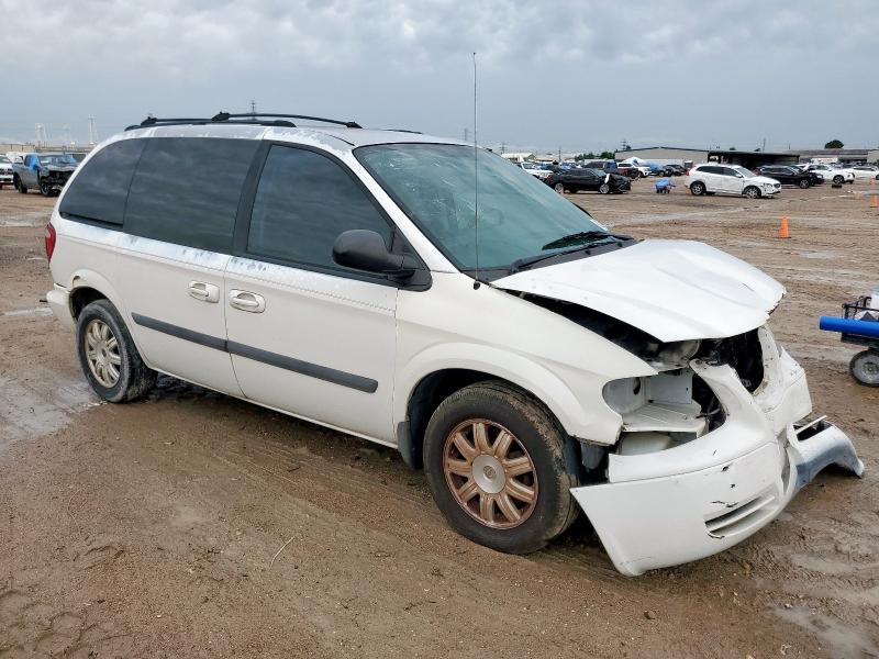 1C4GP45RX5B399696 - 2005 CHRYSLER TOWN & COU თეთრი ფოტო 4