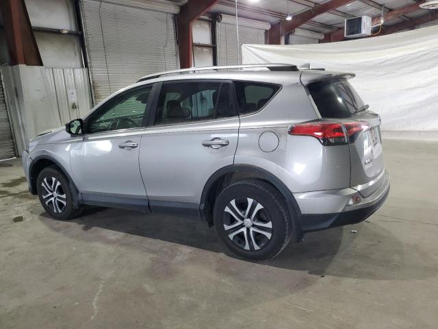 2T3BFREV2HW639472 - 2017 TOYOTA RAV4 LE SILVER photo 2