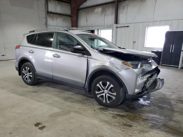 2T3BFREV2HW639472 - 2017 TOYOTA RAV4 LE SILVER photo 4