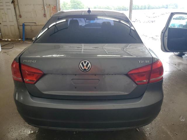 1VWBN7A35DC025831 - 2013 VOLKSWAGEN PASSAT SE 灰色 照片 6