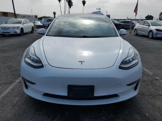 5YJ3E1EB4JF101155 - 2018 TESLA MODEL 3 WHITE photo 5
