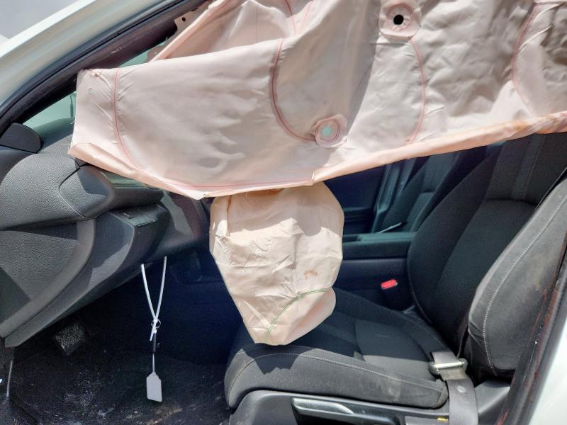 SHHFK7H52JU226491 - 2018 HONDA CIVIC EX WHITE photo 7