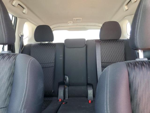 KNMAT2MV9JP504911 - 2018 NISSAN ROGUE S SILVER photo 10