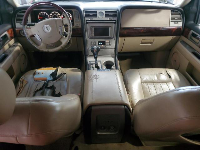 5LMFU27566LJ23118 - 2006 LINCOLN NAVIGATOR თეთრი ფოტო 8