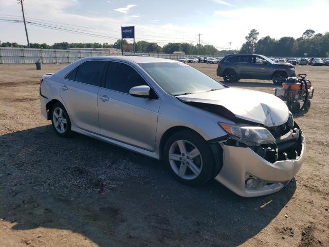 4T1BF1FK7CU135443 - 2012 TOYOTA CAMRY BASE SILVER photo 4