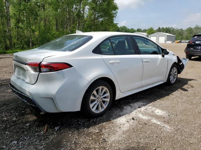 5YFB4MDE5RP140414 - 2024 TOYOTA COROLLA LE WHITE photo 3