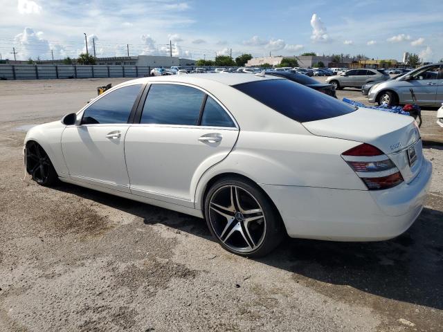 WDDNG71X38A197568 - 2008 MERCEDES-BENZ S 550 WHITE photo 2