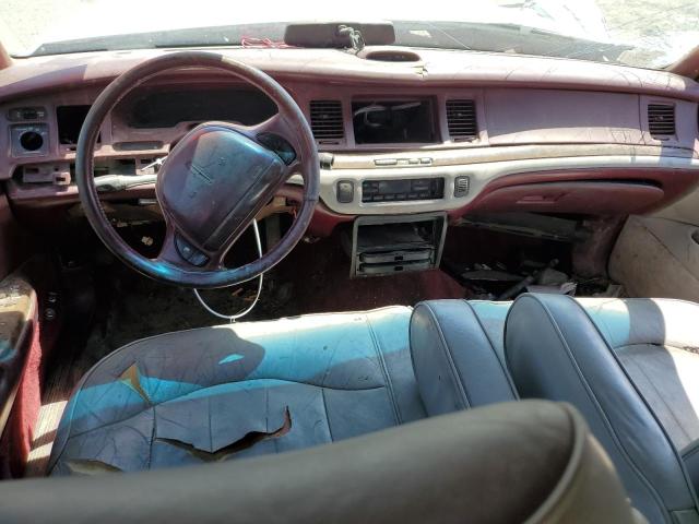 1LNLM81W9SY728693 - 1995 LINCOLN TOWN CAR EXECUTIVE WHITE photo 8