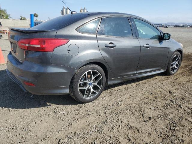 1FADP3FE4FL300431 - 2015 FORD FOCUS SE GRAY photo 3