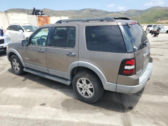 1FMEU63E86UA65518 - 2006 FORD EXPLORER XLT TAN photo 2