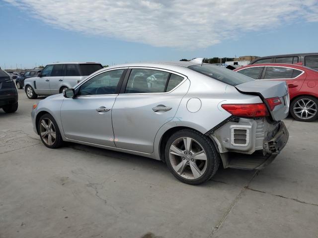 19VDE1F34FE005740 - 2015 ACURA ILX 20 SILVER photo 2