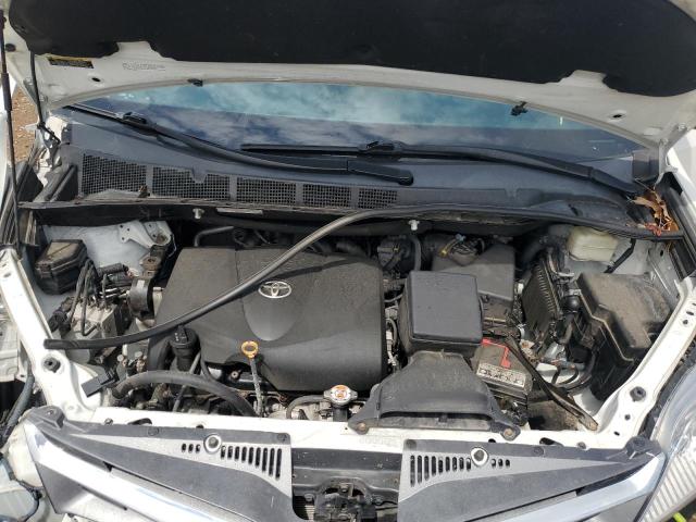 5TDDZ3DC2KS210712 - 2019 TOYOTA SIENNA XLE 白色 照片 11