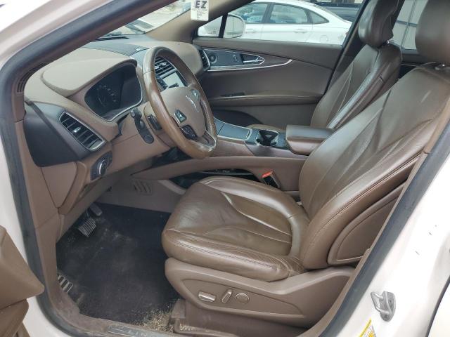 2LMTJ8LR5GBL62076 - 2016 LINCOLN MKX RESERVE WHITE photo 7