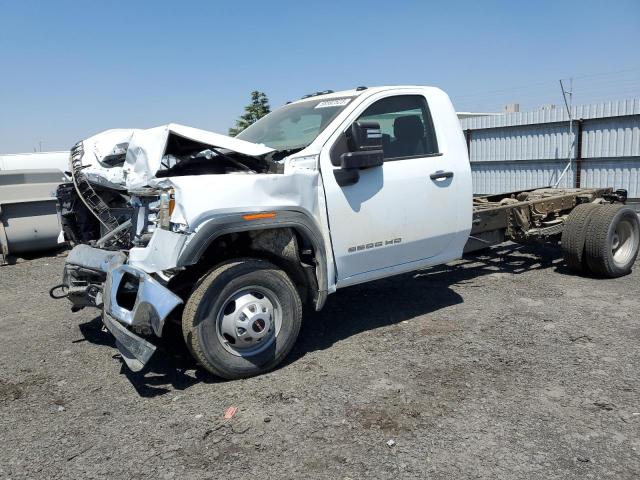 1GD38PE75MF280582 - 2021 GMC SIERRA C3500 WHITE photo 1