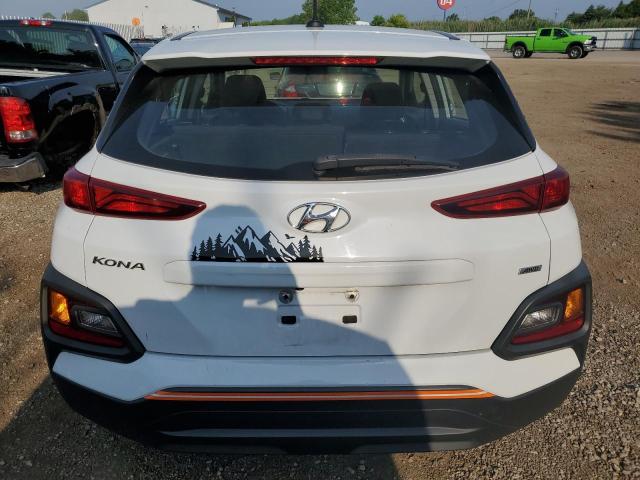 KM8K1CAA9KU293984 - 2019 HYUNDAI KONA SE WHITE photo 6