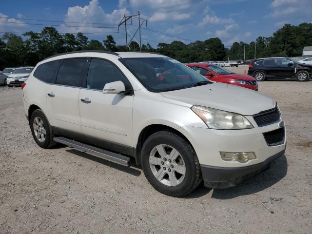 1GNKRJED1BJ416322 - 2011 CHEVROLET TRAVERSE LT WHITE photo 4