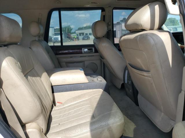 5LMFU28515LJ24173 - 2005 LINCOLN NAVIGATOR WHITE photo 11