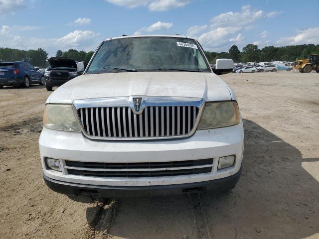 5LMFU28515LJ24173 - 2005 LINCOLN NAVIGATOR WHITE photo 5