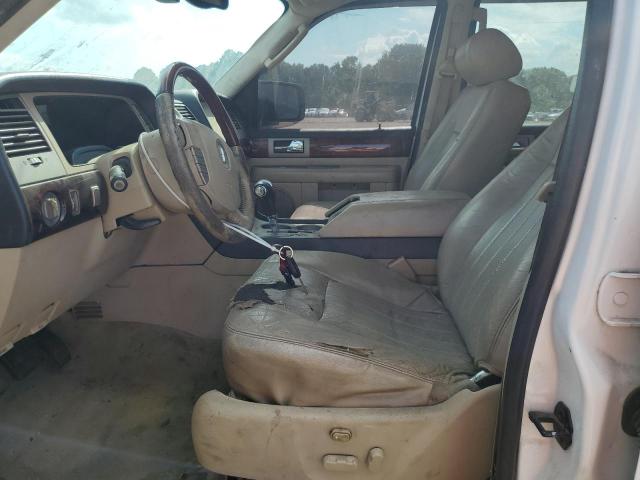 5LMFU28515LJ24173 - 2005 LINCOLN NAVIGATOR WHITE photo 7