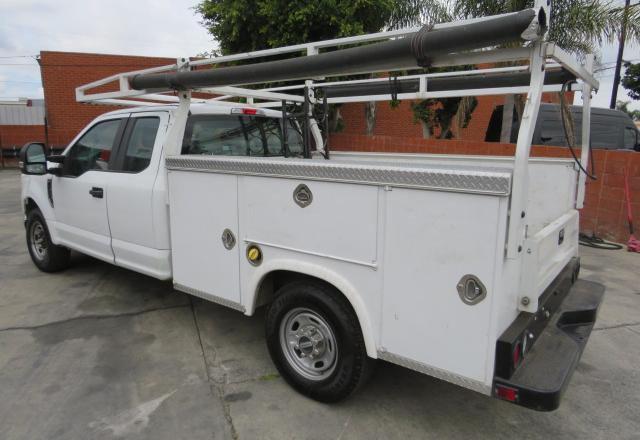 1FT7X2A69KEF58122 - 2019 FORD F250 SUPER DUTY თეთრი ფოტო 4