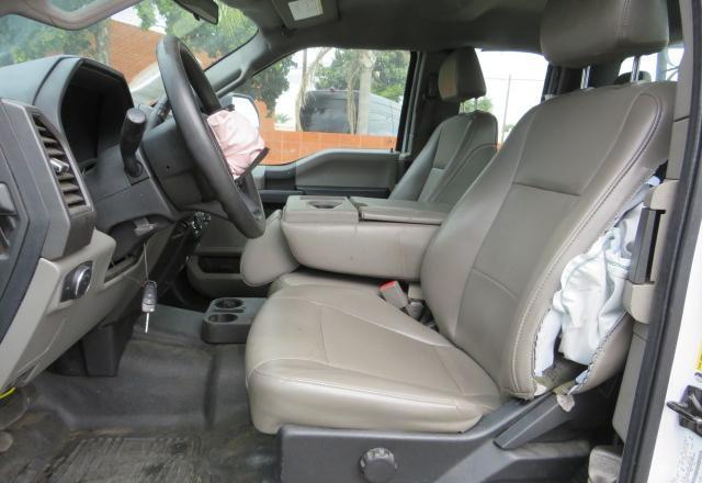 1FT7X2A69KEF58122 - 2019 FORD F250 SUPER DUTY თეთრი ფოტო 9