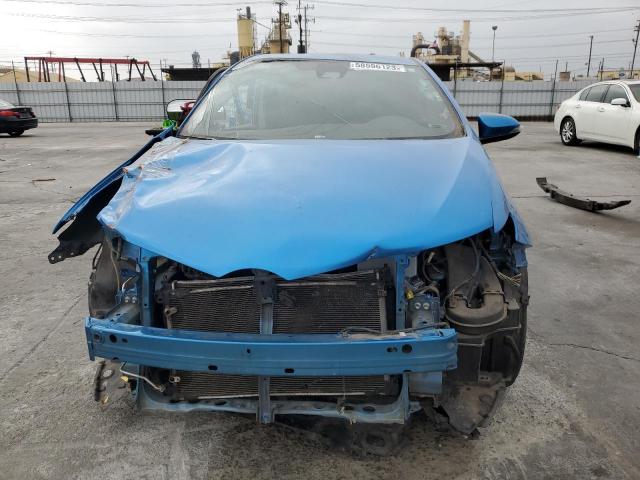 JTNKARJE1HJ535179 - 2017 TOYOTA COROLLA IM BLUE photo 5