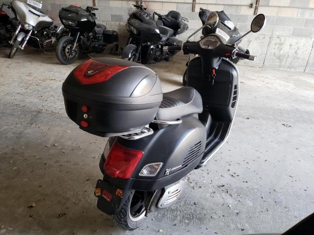 ZAPM459L4D5801683 - 2013 VESPA GTS 300 SUPER GRAY photo 4