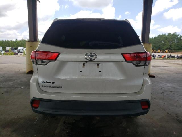 5TDZZRFH9KS313126 - 2019 TOYOTA HIGHLANDER LE WHITE photo 6