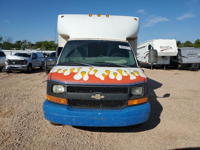 1GBJG31UX61215699 - 2006 CHEVROLET EXPRESS G3 双色 照片 5