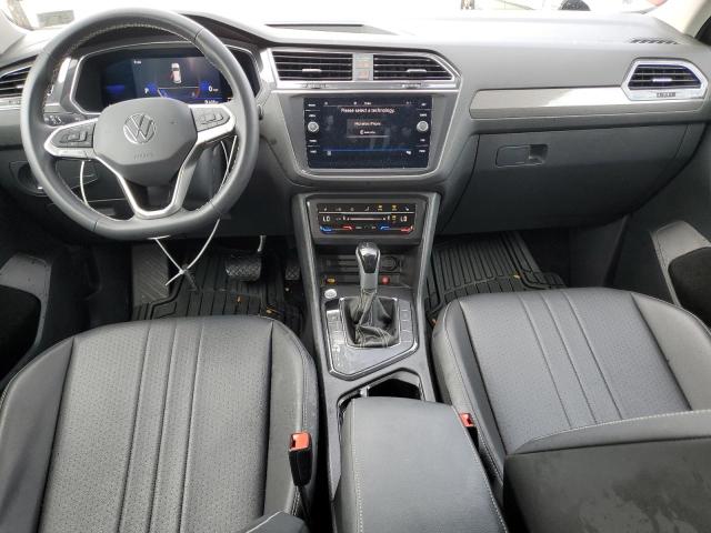 3VV3B7AX5PM026629 - 2023 VOLKSWAGEN TIGUAN SE Boz foto 8