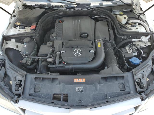 WDDGJ4HB3DG081474 - 2013 MERCEDES-BENZ C 250 WHITE photo 11