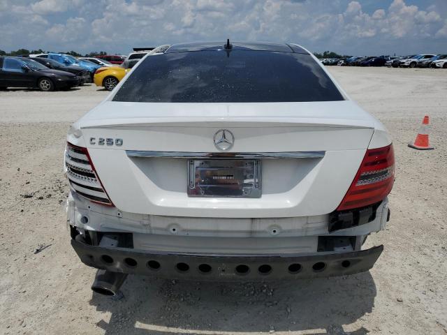 WDDGJ4HB3DG081474 - 2013 MERCEDES-BENZ C 250 WHITE photo 6