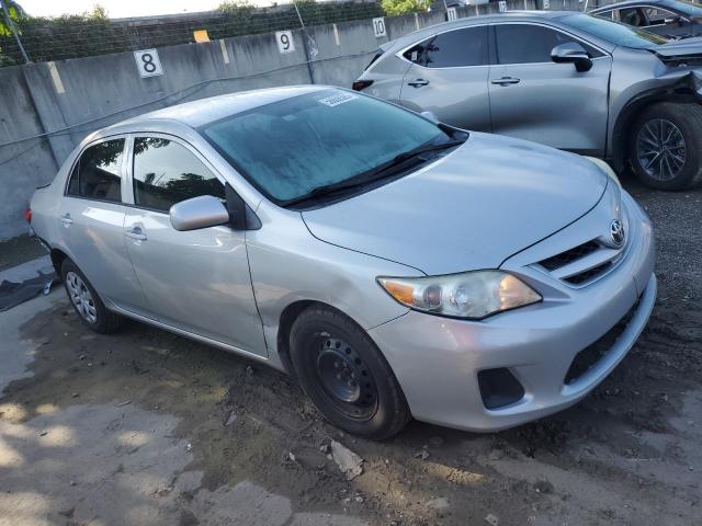 5YFBU4EEXDP167180 - 2013 TOYOTA COROLLA BASE SILVER photo 4