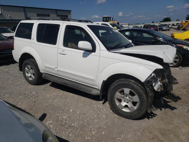 5N1AR18W85C770148 - 2005 NISSAN PATHFINDER LE WHITE photo 4