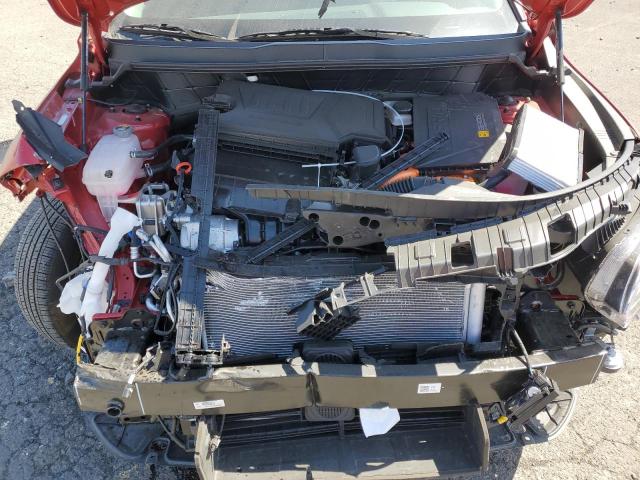 KNDCP3LE8R5130576 - 2024 KIA NIRO LX RED photo 11