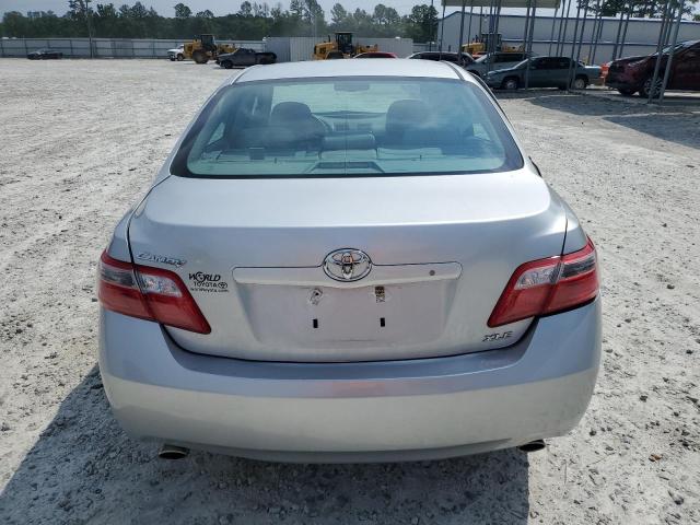 4T1BK46K28U063779 - 2008 TOYOTA CAMRY LE SILVER photo 6