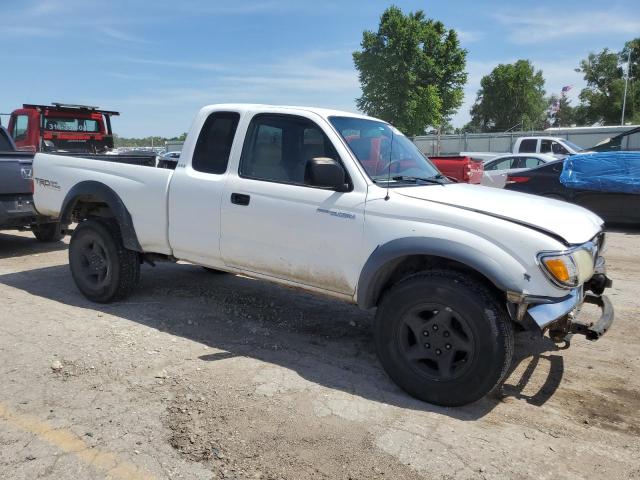 5TEWN72N81Z783924 - 2001 TOYOTA TACOMA XTRACAB WHITE photo 4