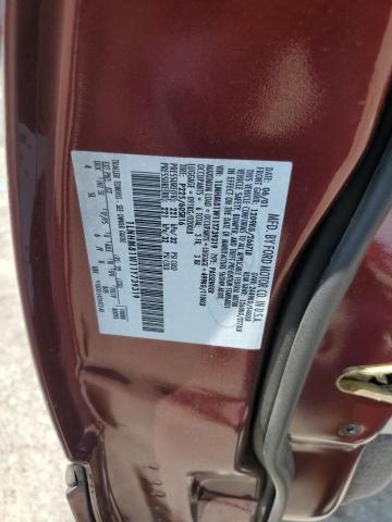 1LNHM81W11Y739319 - 2001 LINCOLN TOWN CAR EXECUTIVE BURGUNDY photo 12