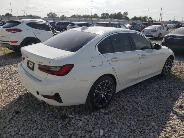 3MW5R7J09M8B51043 - 2021 BMW 330XI WHITE photo 3